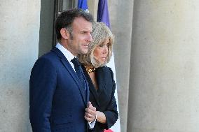 Macron Welcomes Scholz - Paris