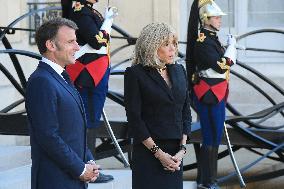 Macron Welcomes Scholz - Paris