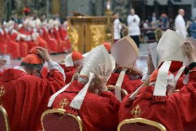 Mass On Fifth Days of Mourning for Late Pope Francis - Vatican