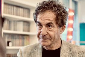 Etienne Klein Portrait - Strasbourg