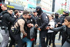 Police Arrest Demonstrators Of May Day March - Istanbul