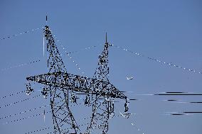 Installation of A High-Voltage Line - Essonne