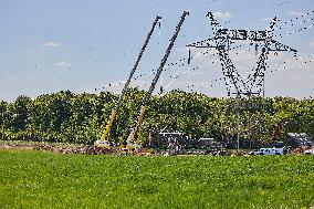 Installation of A High-Voltage Line - Essonne