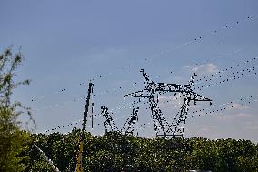 Installation of A High-Voltage Line - Essonne