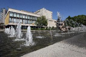 Fountains spring to life in Dnipro