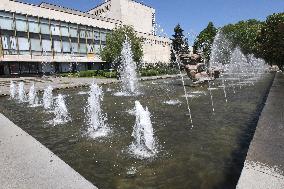 Fountains spring to life in Dnipro