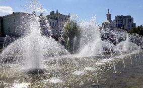 Fountains spring to life in Dnipro