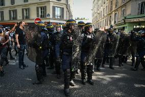 Clashes on May Day Rally in Paris FA