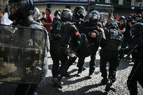 Clashes on May Day Rally in Paris FA