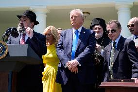 Donald Trump in a National Day of Prayer - Washington