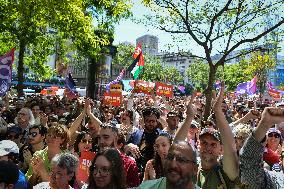 Jean-Luc Melenchon speaks on May Day in Paris FA