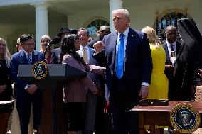 Donald Trump in a National Day of Prayer - Washington