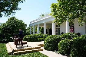 Donald Trump in a National Day of Prayer - Washington