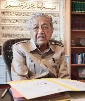 Ex-Malaysian Prime Minister Mahathir
