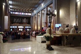 Cardinal Tagle Celebrates Mass in Centocelle - Rome