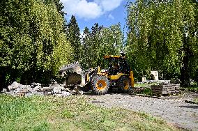 Exhumation of Soviet burials at Hill of Glory in Lviv