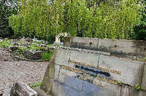 Exhumation of Soviet burials at Hill of Glory in Lviv