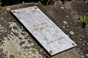 Exhumation of Soviet burials at Hill of Glory in Lviv