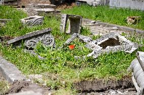 Exhumation of Soviet burials at Hill of Glory in Lviv