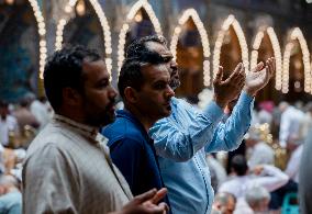 Shia Muslims Visit The Holy Shrine Of Imam Hussein - Iraq