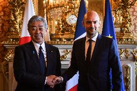 Jean Noel Barrot Welcomes Takeshi Iwaya - Paris