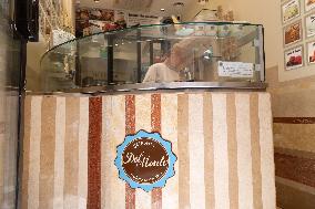 Special Franciscus Ice Cream Flavor - Italy