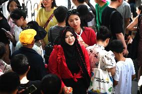Tour Peak During May Day Holiday in Chongqing