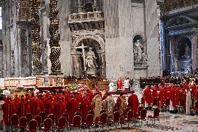 Cardinals Attend the Seventh Novemdiale Mass - Vatican