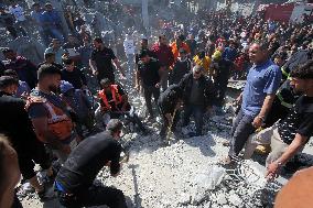 At Least 32 Palestinians Killed in Israeli Air Strikes - Gaza