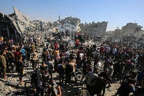 At Least 32 Palestinians Killed in Israeli Air Strikes - Gaza