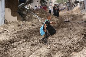 Israeli Forces Demolish Refugee Camp - West Bank
