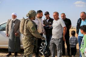 Settlers Occupy Palestinian Land Near Hebron - Palestine