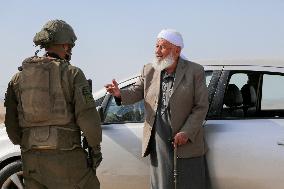 Settlers Occupy Palestinian Land Near Hebron - Palestine