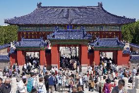 Tour in Beijing During May Day Holiday