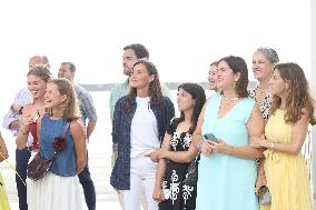 Princess Leonor Greets Queen Letizia - Panama
