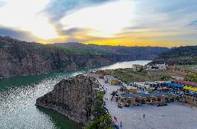 Laoniuwan Yellow River Grand Canyon in Hohhot