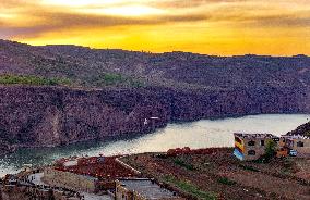 Laoniuwan Yellow River Grand Canyon in Hohhot