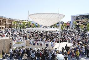 Awa dance performance at World Exposition