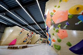 Sport climbing Olympic medalist opens gym