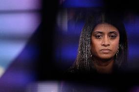 Prisca Thevenot On Dimanche En Politique - Paris
