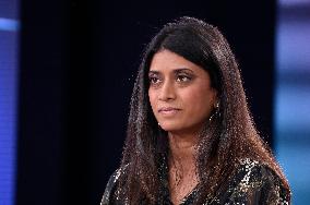 Prisca Thevenot On Dimanche En Politique - Paris