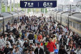 May Day Holiday Transport Passengers