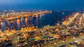 Qingdao Port Container Export