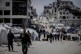 Daily Life of the Displaced in Gaza