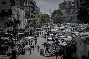Daily Life of the Displaced in Gaza