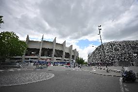 Stadiums of The 2 Parisians Soccer Clubs in Ligue 1 Are Side by Side - Paris