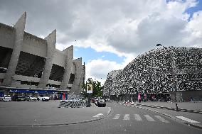 Stadiums of The 2 Parisians Soccer Clubs in Ligue 1 Are Side by Side - Paris