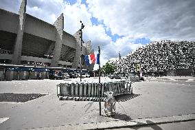 Stadiums of The 2 Parisians Soccer Clubs in Ligue 1 Are Side by Side - Paris