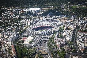 Stadiums of The 2 Parisians Soccer Clubs in Ligue 1 Are Side by Side - Paris