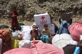 250 000 Refugees Return To Kabul From Pakistan and Iran - Afghanistan